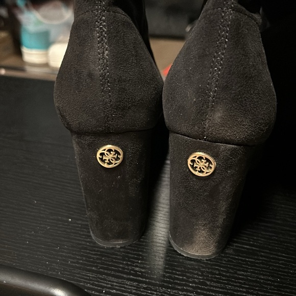Guess heeled boots US7.5 - Picture 5 of 6
